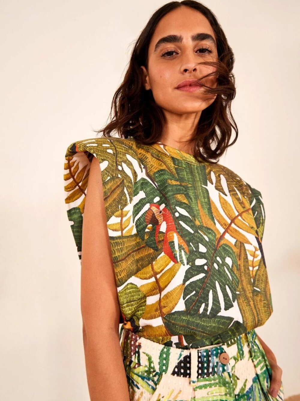NWOT Farm Rio Tropical Toucan Print Padded Shoulder Tank Top